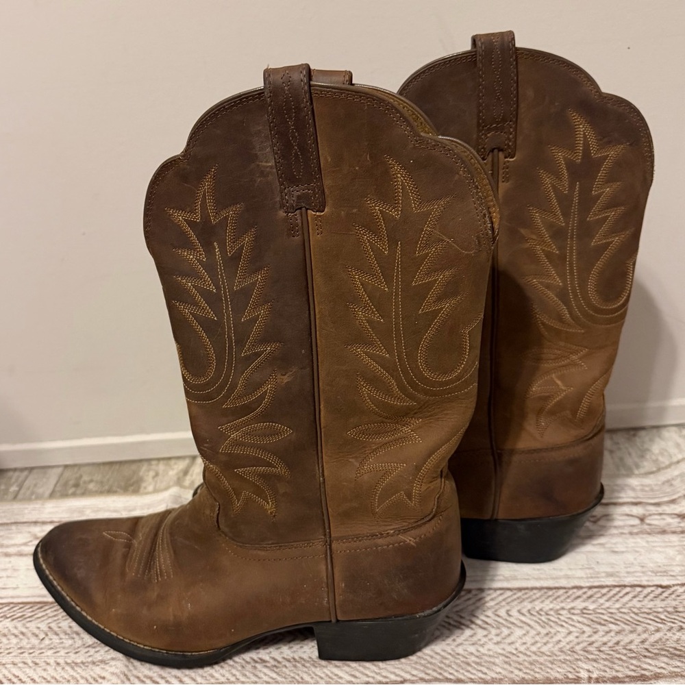 Ariat Heritage R Toe Western Boots